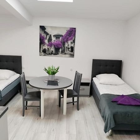 Hostel Adabet Кемпно Экстерьер фото