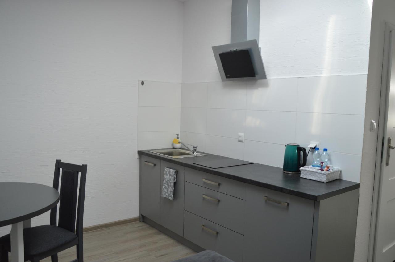 Hostel Adabet Кемпно Экстерьер фото