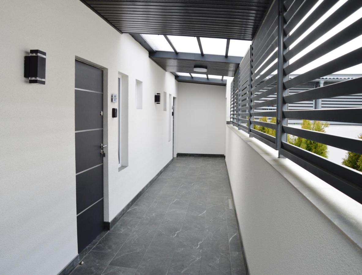 Hostel Adabet Кемпно Экстерьер фото